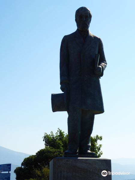 Statue of Andreas Laskaratos